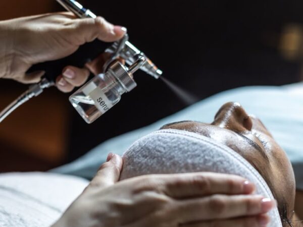OxyGeneo Hydra Facial
